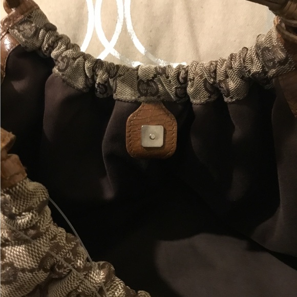 Vintage Authentic GG Pattern Leather Trim Large Gucci Tote Bag - Picture 7 of 15